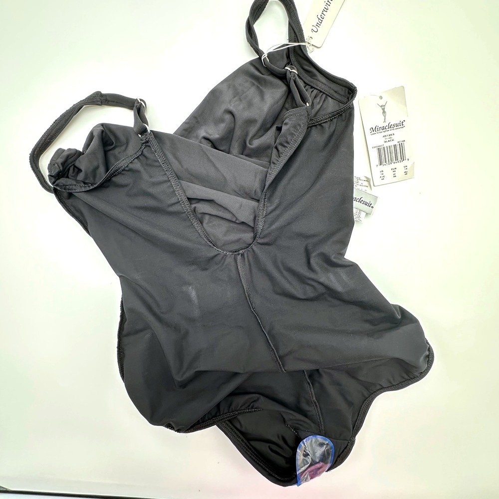 Miraclesuit Womens Black Underwire Ruched One Piece Swimsuit Size 12 New 451263 - Picture 4 of 8